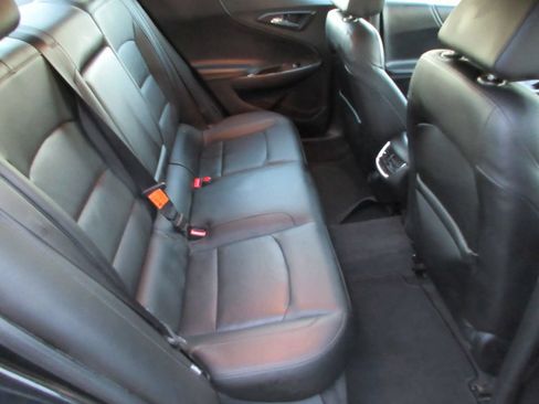 Used 2016 Chevrolet Malibu Premier w/ Driver Confidence Package FWD image 17