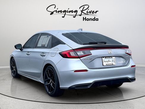 Used 2024 Honda Civic Sport image 4