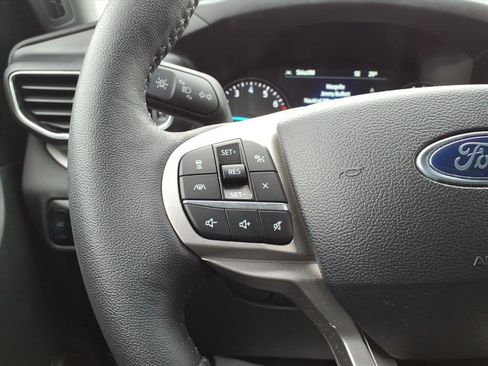 Certified 2024 Ford Explorer XLT w/ Equipment Group 202A image 17