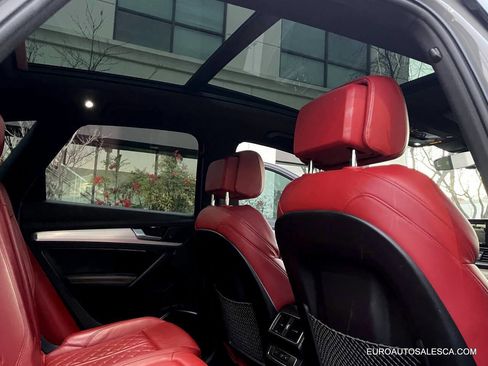 Used 2019 Audi SQ5 Premium Plus w/ Premium Plus Package image 26