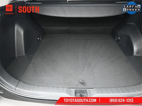 Used 2023 Toyota RAV4 XLE Premium image 32