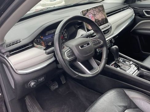 Used 2022 Jeep Compass Limited image 14