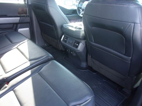 Used 2022 Ford F150 Lariat image 17