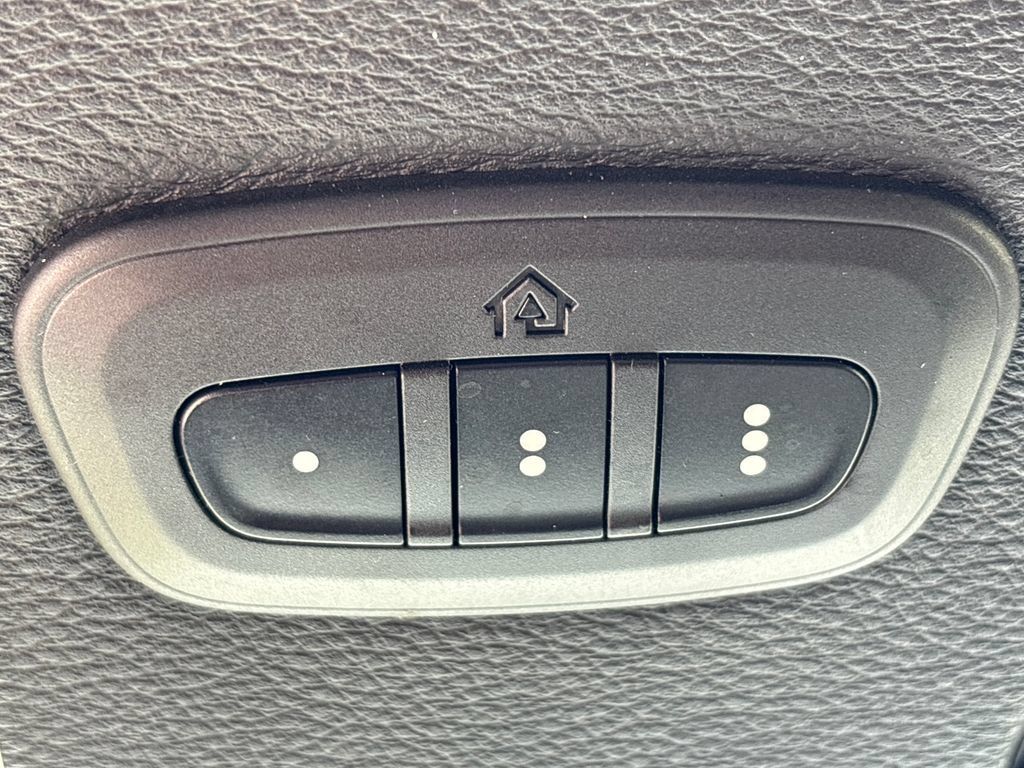 Used 2021 Jeep Gladiator Sport AWD/4WD image 28