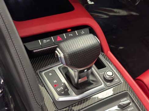 Used 2021 Audi R8 V10 RWD image 20
