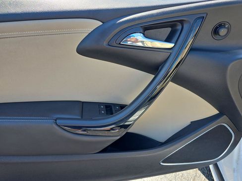 Used 2016 Buick Cascada Premium FWD image 5