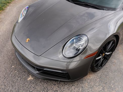 Used 2024 Porsche 911 Carrera 4S AWD/4WD image 8