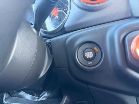 Used 2022 Jeep Gladiator Mojave w/ Cold Weather Group image 20