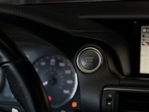 Used 2017 Lexus IS 200t Base image 27