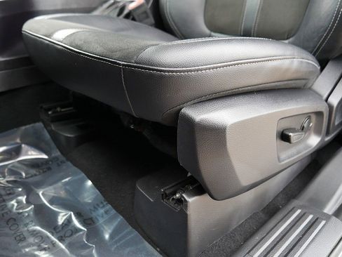 Used 2022 Ford Ranger Lariat w/ Tremor Off-Road Package AWD/4WD image 13