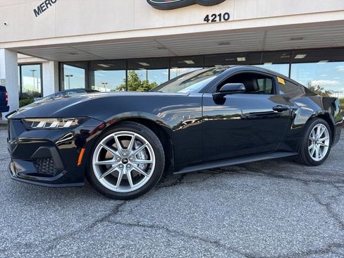 Used 2024 Ford Mustang GT Premium RWD image 17