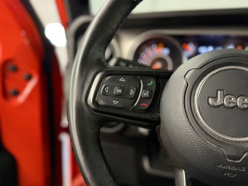 Used 2018 Jeep Wrangler Unlimited Sport S AWD/4WD image 25