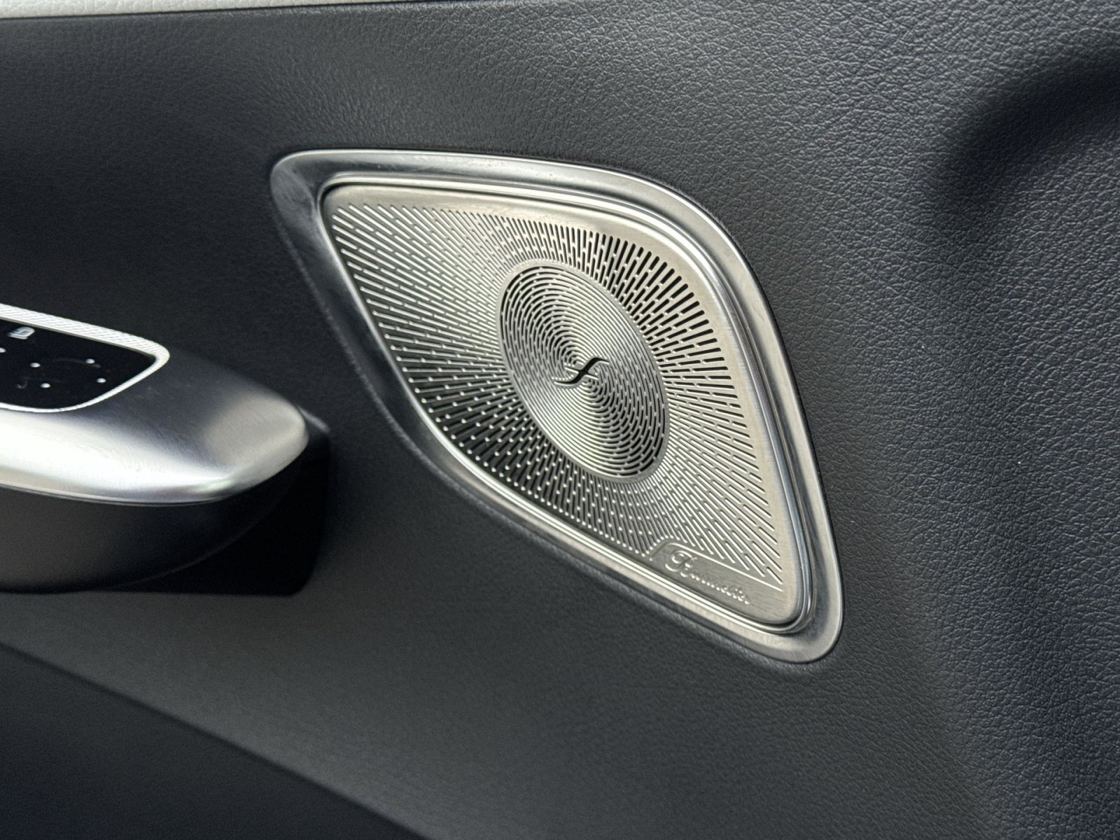 Certified 2024 Mercedes-Benz GLC 300 4MATIC image 41