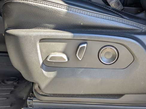 Used 2021 GMC Yukon Denali image 20