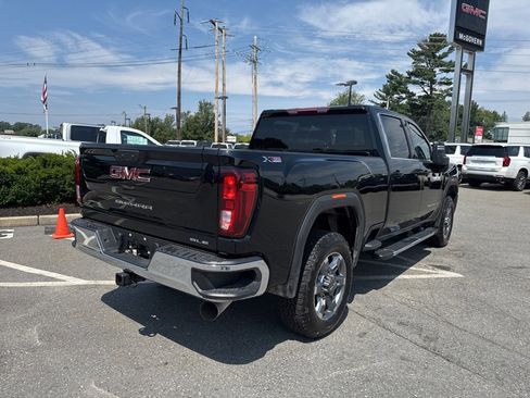 New 2025 GMC Sierra 2500 SLE w/ SLE Value Package; image 6