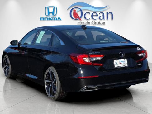 Used 2022 Honda Accord Sport image 5