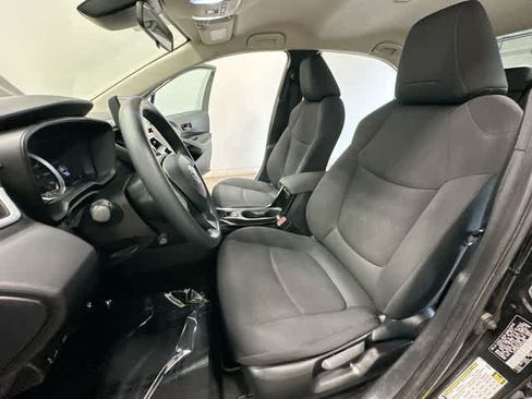 Used 2022 Toyota Corolla LE FWD image 15