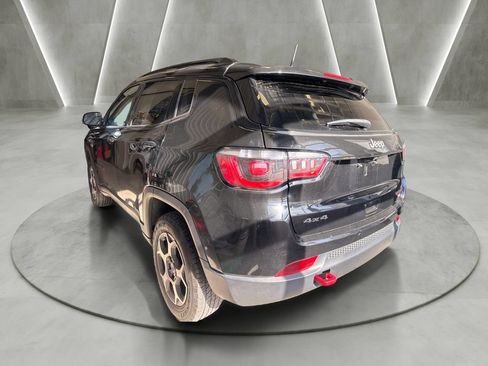 Used 2022 Jeep Compass Trailhawk w/ Sun and Sound Group AWD/4WD image 4
