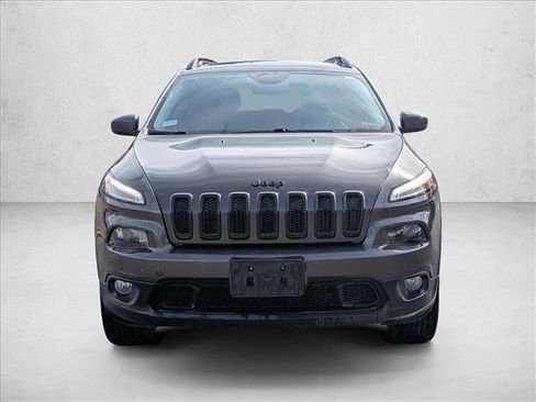 Used 2014 Jeep Cherokee Altitude w/ Comfort/Convenience Group image 2