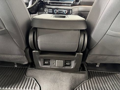 Used 2024 GMC Sierra 3500 SLE w/ SLE Convenience Package AWD/4WD image 21
