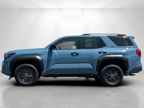 Used 2025 Toyota 4Runner SR5 RWD image 6