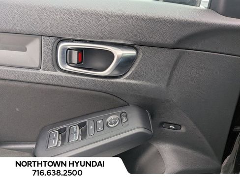 Used 2023 Honda Civic Sport image 29