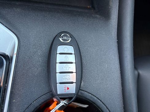 Used 2022 Nissan Altima 2.5 SR FWD image 32