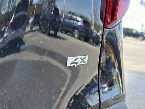 New 2026 Kia Seltos SX w/ SX Sunroof Package image 5