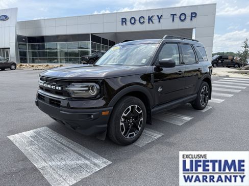 Used 2021 Ford Bronco Sport Outer Banks AWD/4WD image 1