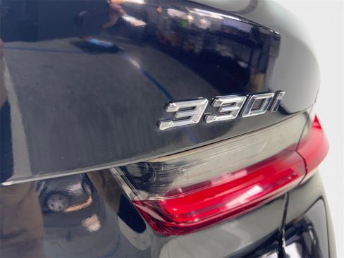 Used 2020 BMW 330i Sedan w/ Convenience Package image 23