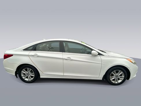 Used 2012 Hyundai Sonata GLS w/ Popular Equipment Pkg image 2