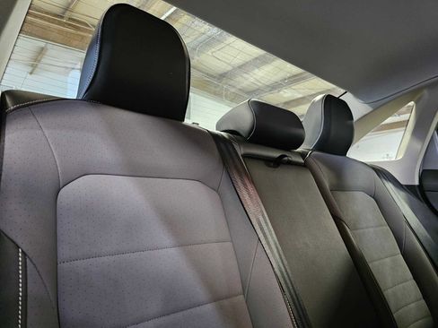 Certified 2025 Volkswagen Jetta SE image 13