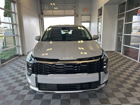 New 2026 Kia Sportage S image 2