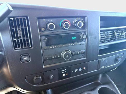 Used 2022 Chevrolet Express 2500 w/ Driver Convenience Package RWD image 14