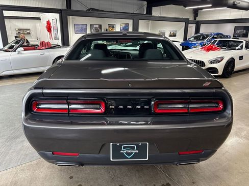 Used 2020 Dodge Challenger SXT w/ Cold Weather Group image 10