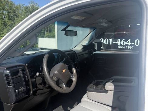 Used 2018 Chevrolet Silverado 2500 W/T RWD image 7