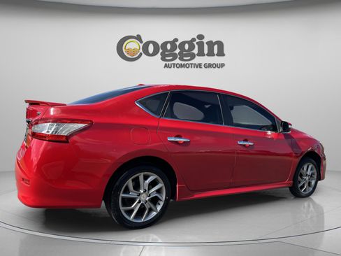 Used 2015 Nissan Sentra SR w/ Navigation Package image 7