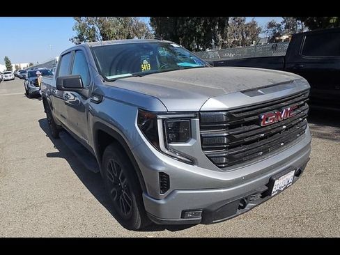 Used 2024 GMC Sierra 1500 Elevation AWD/4WD image 2