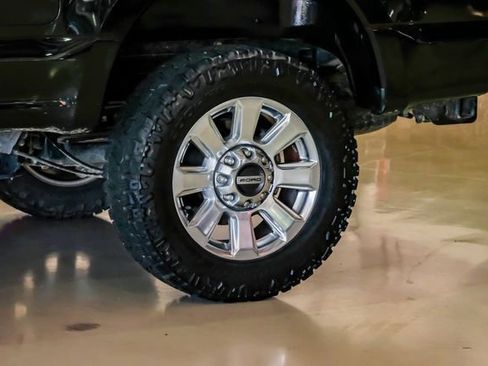 Used 2019 Ford F250 Platinum w/ Platinum Ultimate Package image 48