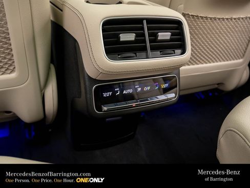 New 2026 Mercedes-Benz GLS 450 4MATIC image 23