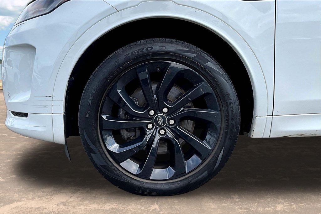 Used 2022 Land Rover Discovery Sport SE R-Dynamic AWD/4WD image 32