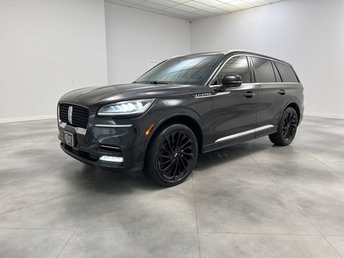Used 2021 Lincoln Aviator Reserve w/ Equipment Group 208A AWD/4WD image 4