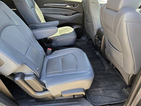 Used 2018 Buick Enclave Premium w/ Experience Buick Package AWD/4WD image 5