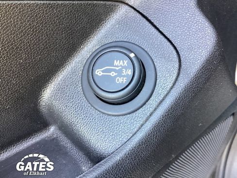 Used 2023 GMC Terrain SLT w/ Infotainment Package II AWD/4WD image 26