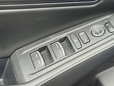 Certified 2025 Honda Accord Sport image 13