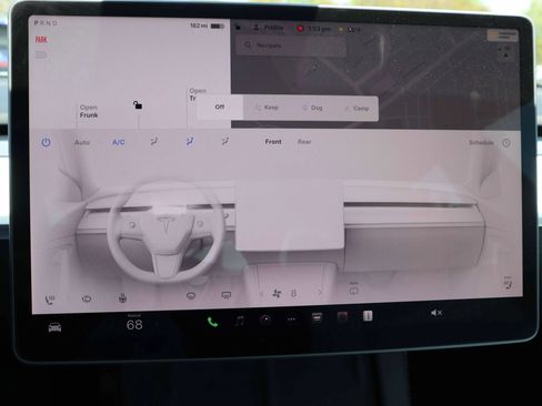 Used 2023 Tesla Model 3 Standard Range image 20