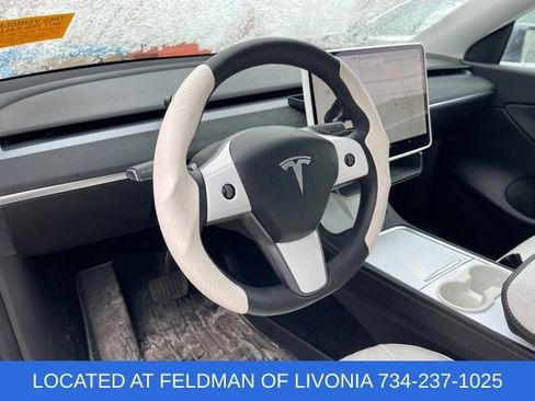 Used 2021 Tesla Model Y Long Range image 7