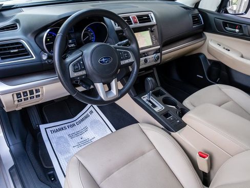 Used 2017 Subaru Legacy 2.5i Limited AWD/4WD image 13