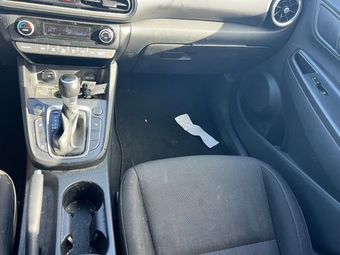 Used 2022 Hyundai Kona SEL w/ Convenience Package image 32