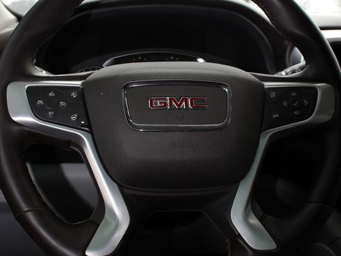 Used 2023 GMC Acadia SLT w/ Preferred Package image 22